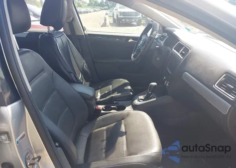 2013 Volkswagen Jetta 2.5L Se из США, поврежденный, VIN 3VWDP7AJ0DM252019